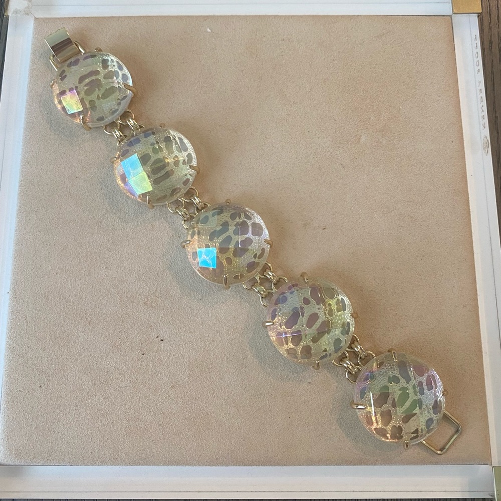 Kendra Scott bracelet